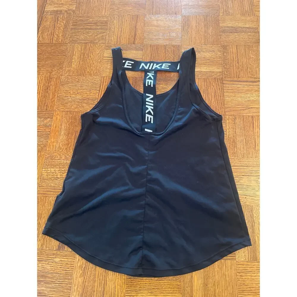 Nike run tank top small